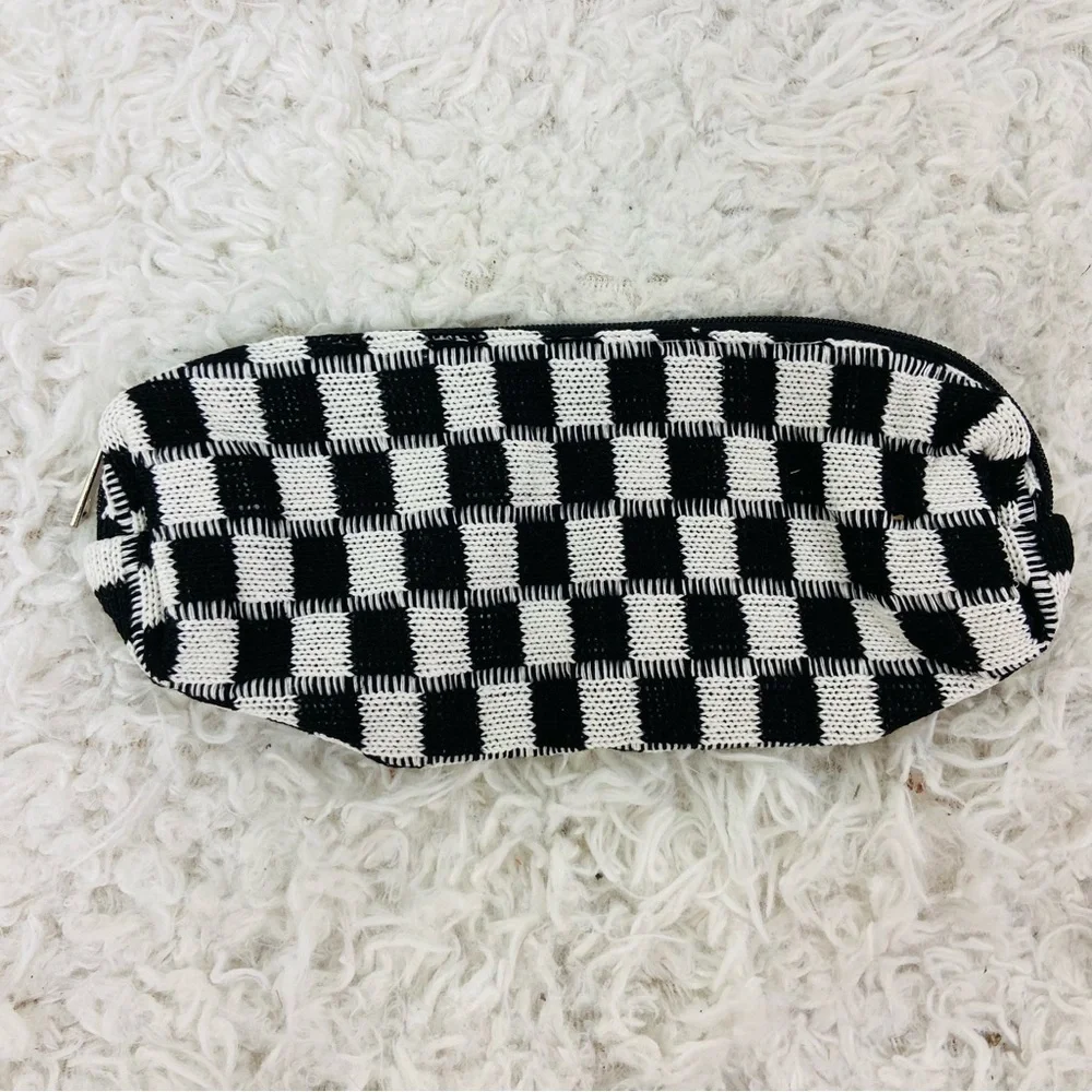 Unbranded Black and White knit Checkered pencil pouch